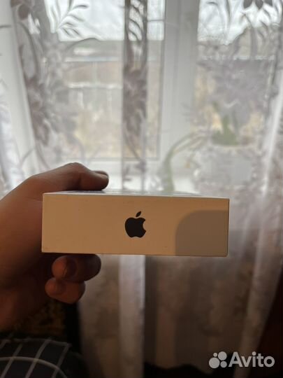 Коробка от iPhone 11