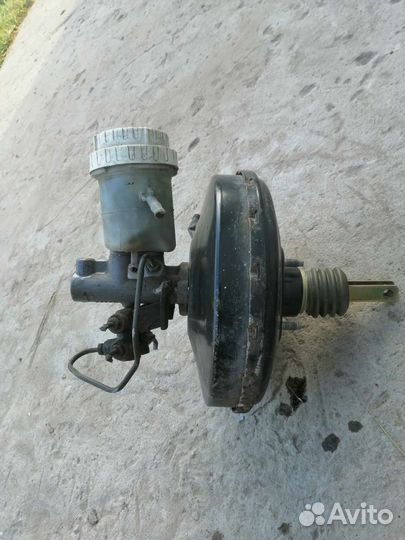 Главный тормозной цилиндр Митсубиси Каризма