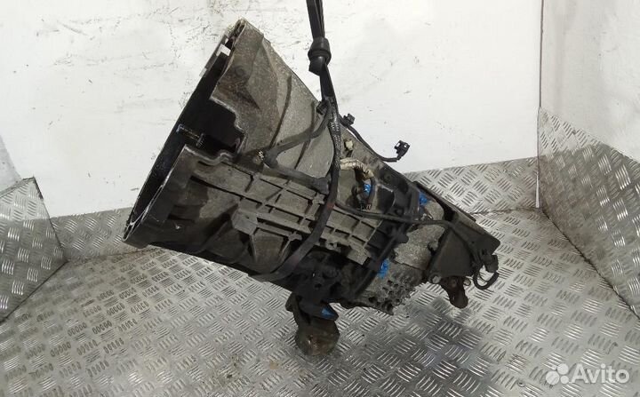 МКПП (механическая коробка переключения передач) F