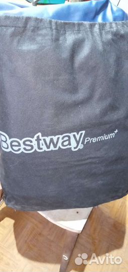 Надувная кровать с насосом двухспальная