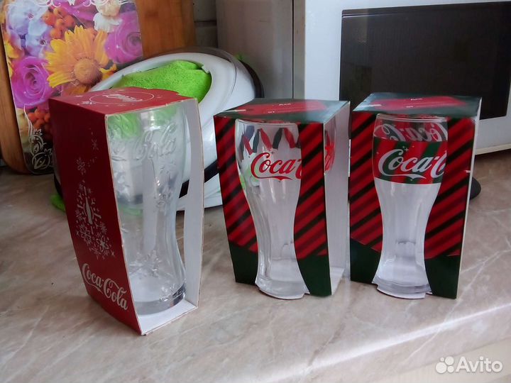 Стаканы кока кола