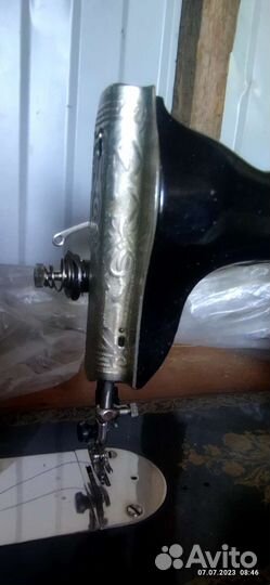 Швейная машина Подольск ножная