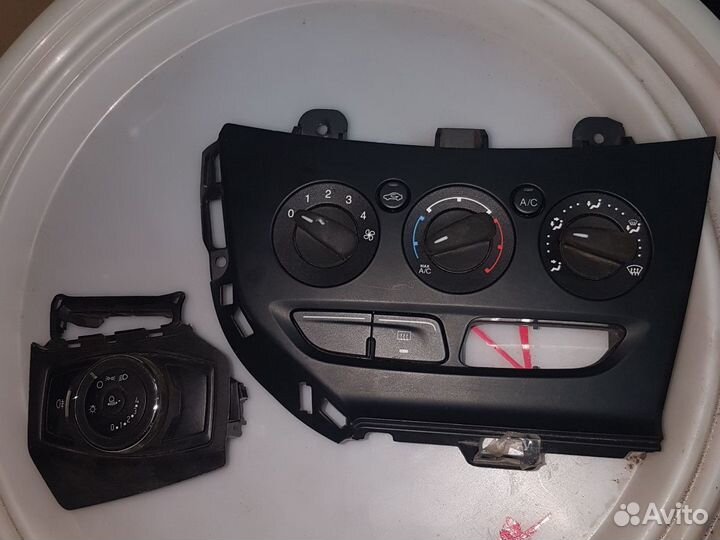 Переключатель света Ford focus 3 ff3 2011-19