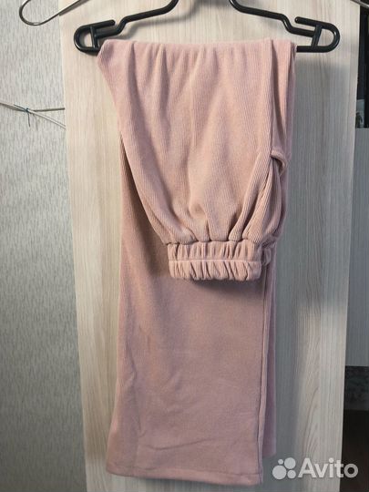 Вещи для девочки 140-146