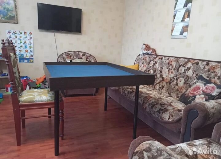 Стол для настольных игр складной