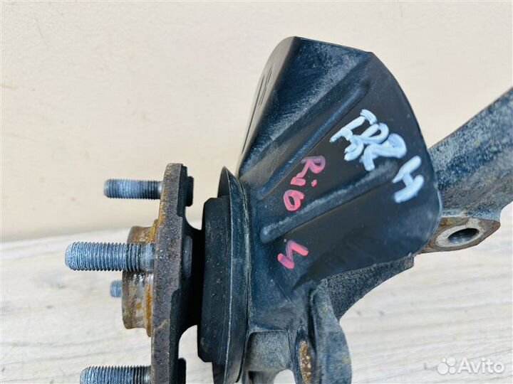 Кулак поворотный передний правый Kia Rio 4 X-Line