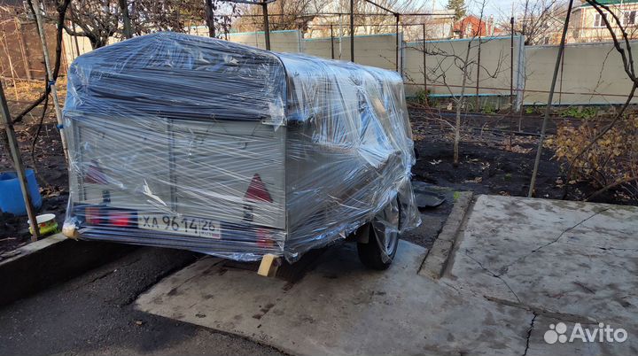 Прицеп на легковой автомобиль