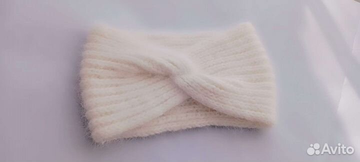 Повязка на голову вязаная