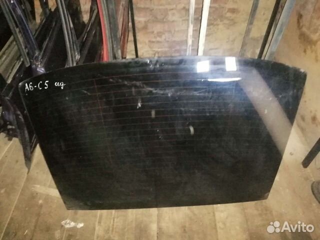 Стекло заднее Audi A6 C5 оригинал