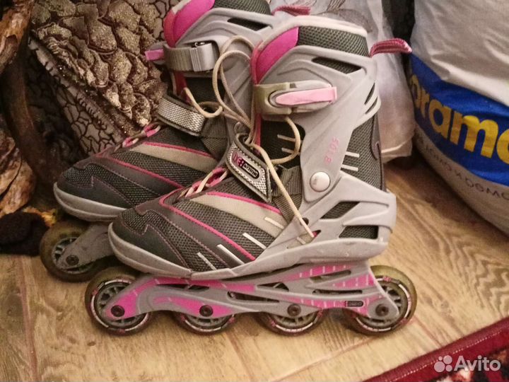 Роликовые коньки