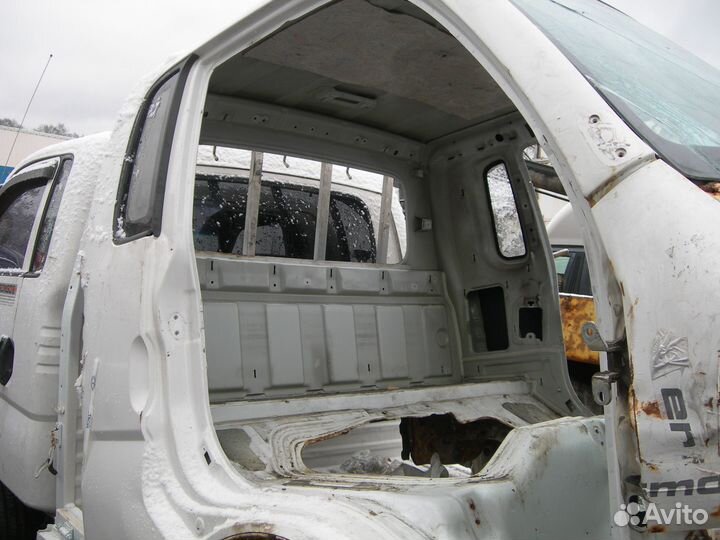 Кабина Киа Бонго 3 2012 год и внутренности