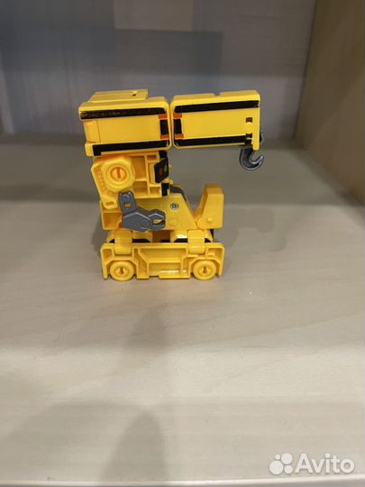 Буква-робот Ё