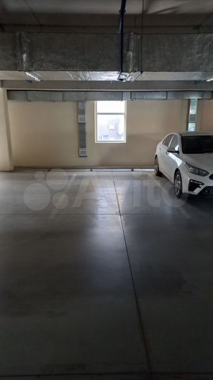 Машиноместо, 15 м²