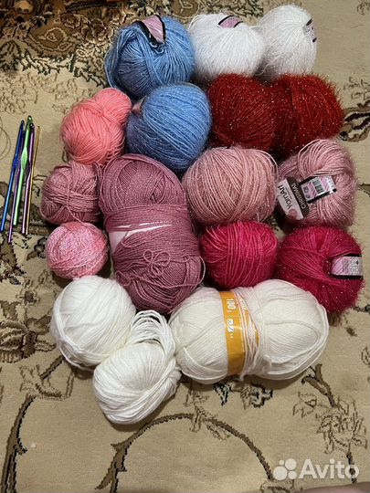 Нитки для вязания крючком