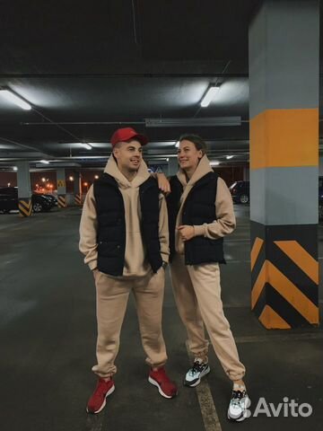 Костюм спортивный