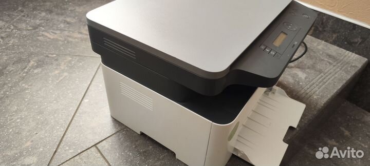 Мфу Принтер лазерный MFP HP 135wr с wi-fi