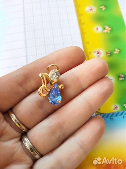 Винтажный пин ангел