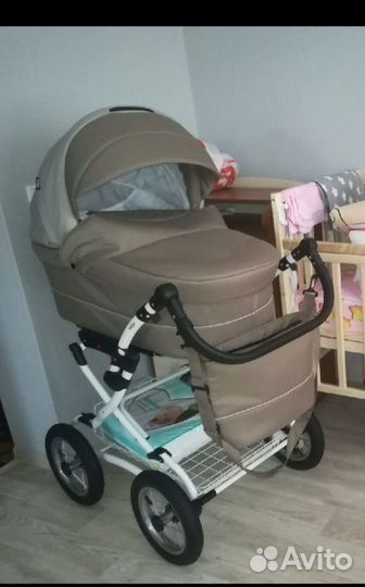 Прогулочная коляска