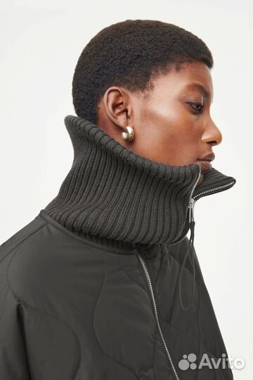 Куртка COS стёгная С ребристым воротником