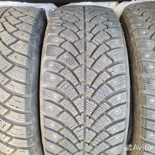 Bfgoodrich G-Force Stud 205/55 R16