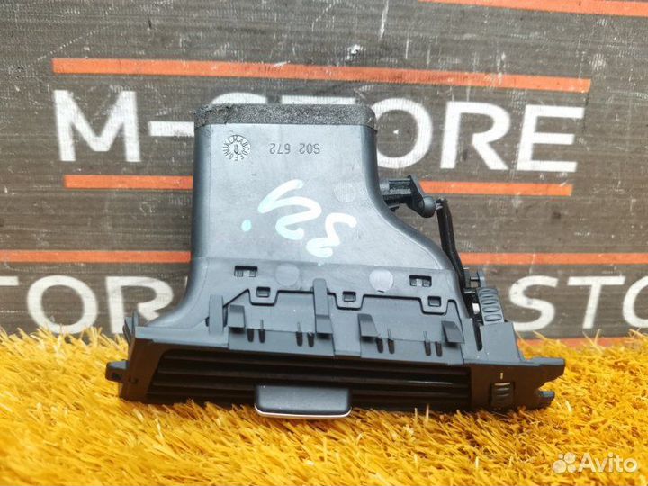 Дефлектор воздушный передний правый Bmw 3-Series