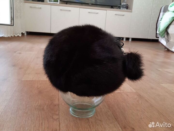 Берет женский норковый