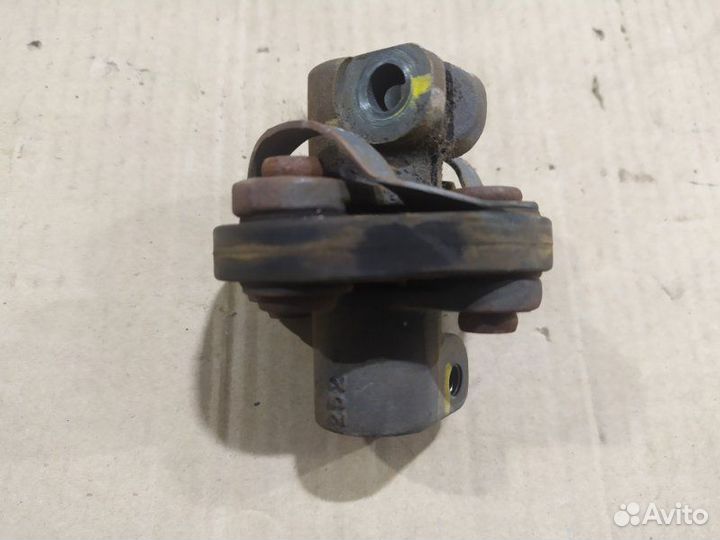 Рулевой карданчик Daewoo Nexia N150 1.5 2012