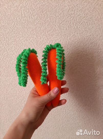 Морковь вязаная