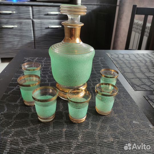 Штоф с рюмками. Производство Чехословакия