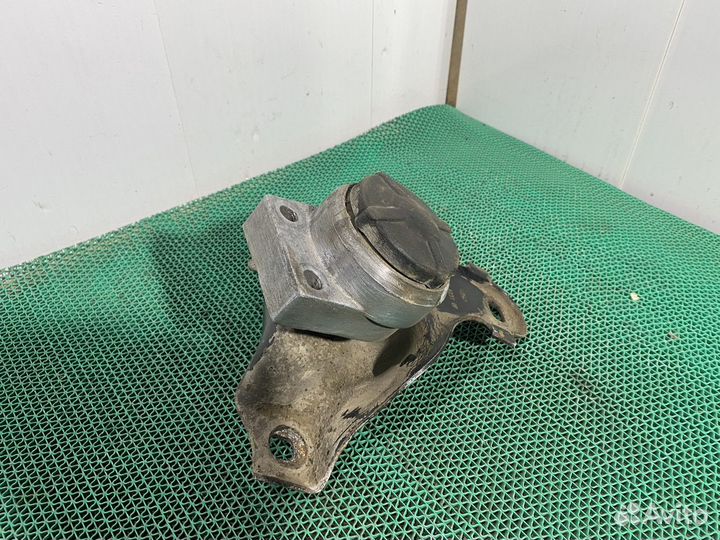 Подушка двигателя правая Ford Focus 1