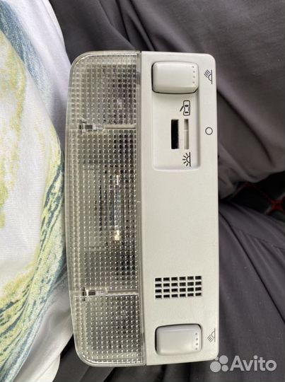 Салон освещения на шкоду рапид (передний)