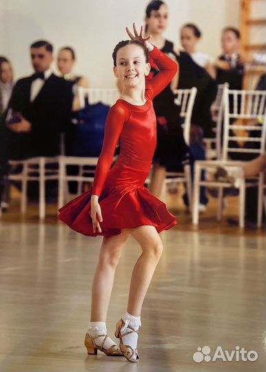 Платье для бальных танцев