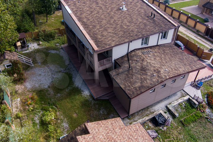 Дом 360 м² на участке 15 сот.