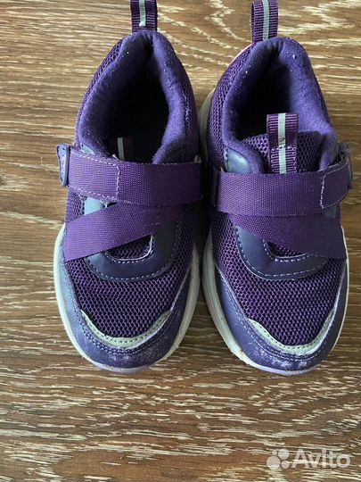 Кроссовки детские 26