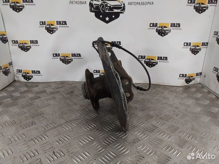 Кулак поворотный передний правый R