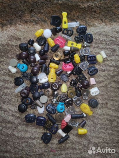 Фиксатор зажим шнурка цена за все