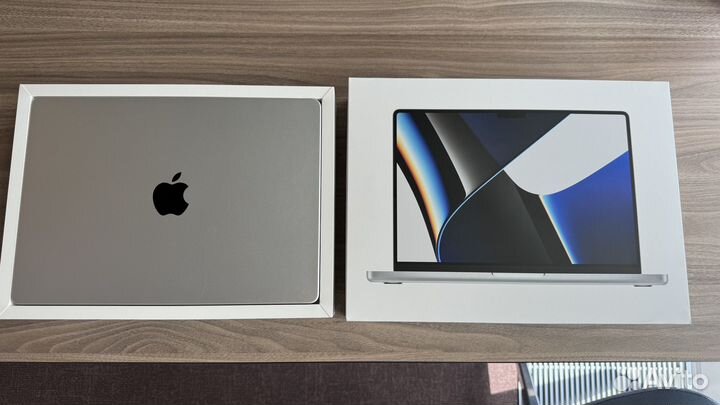 Macbook pro 14 m1pro 16 512 gb
