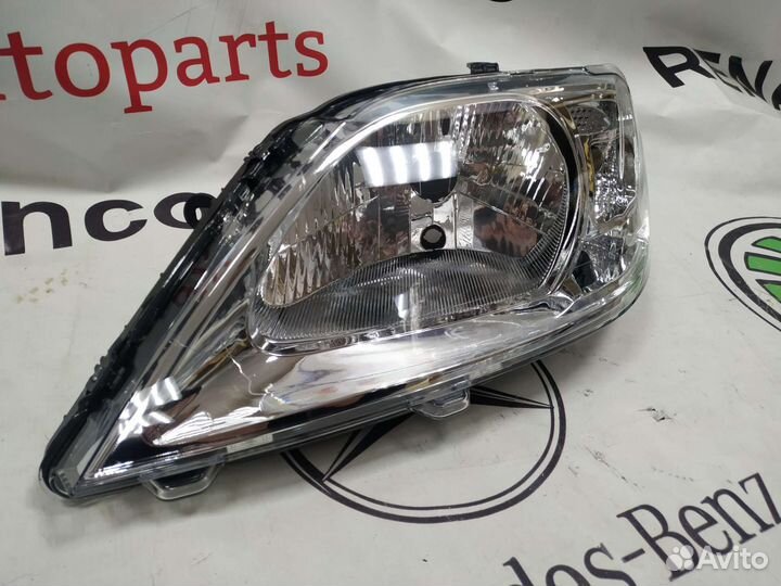 Фара передняя левая Рено Логан новая аналог