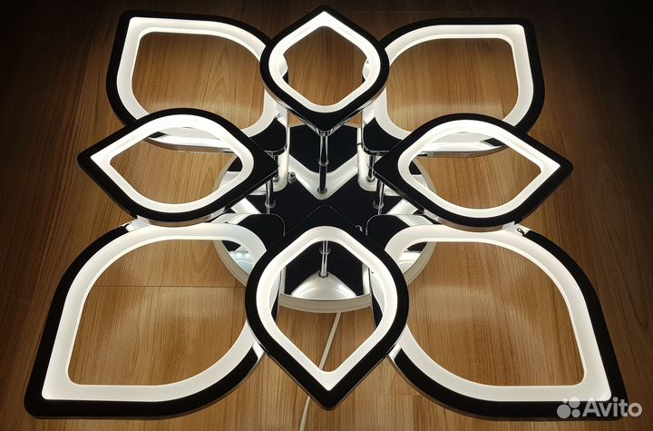 Светодиодная люстра 8069/4+4 CHR