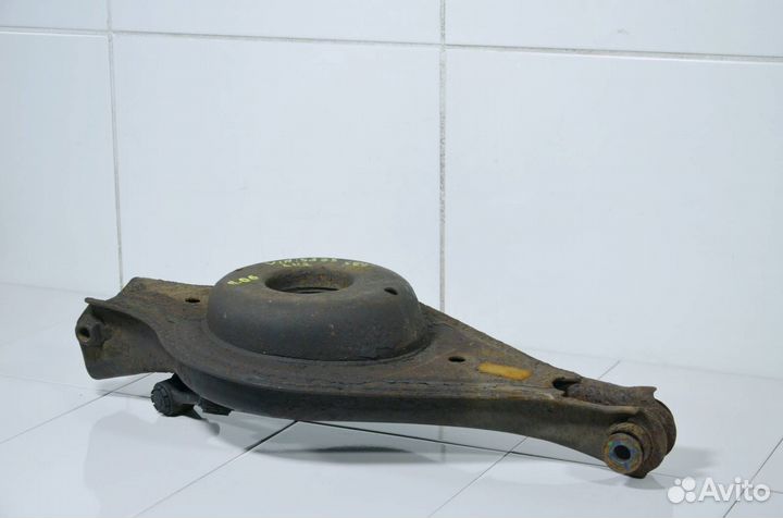 Рычаг нижний задний левый Cadillac Srx 1 2003-2009