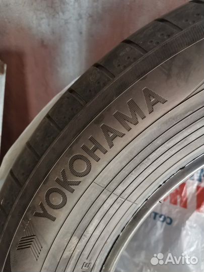 Yokohama BluEarth AE50 215/65 R17