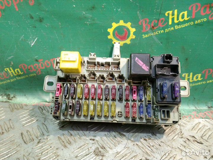 Блок предохранителей Rover 414 103Л.С 1996