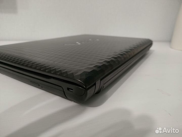 Ноутбук Sony vaio