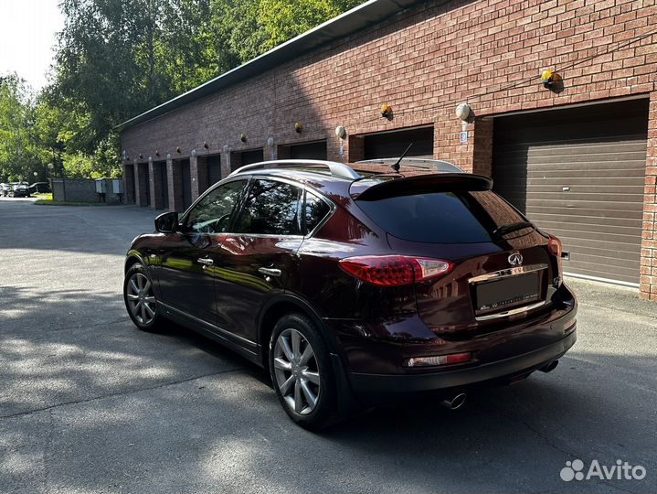 Infiniti QX50, 2013