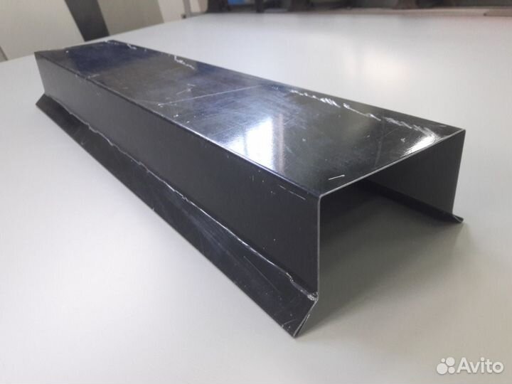 Парапет кровельный 50*100*50 RAL 9005