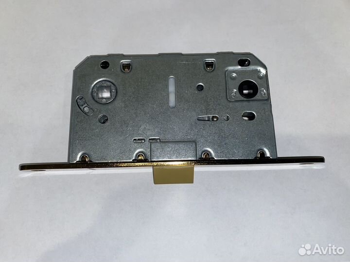 Защелка дверная