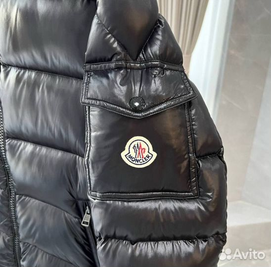 Пуховик Moncler