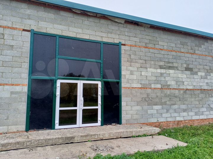 Машиноместо, > 30 м²