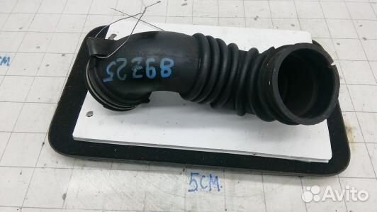 Патрубок воздушного фильтра toyota corolla verso 1