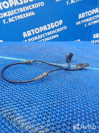 Датчик износа колодок Mercedes-Benz W220 седан